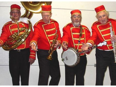 Boek het Piccolo's Dixieland Looporkest voor een onvergetelijk evenement. Breed repertoire, flexibele bezetting. Swingend of ontspannen, het perfecte geluid voor uw feest!